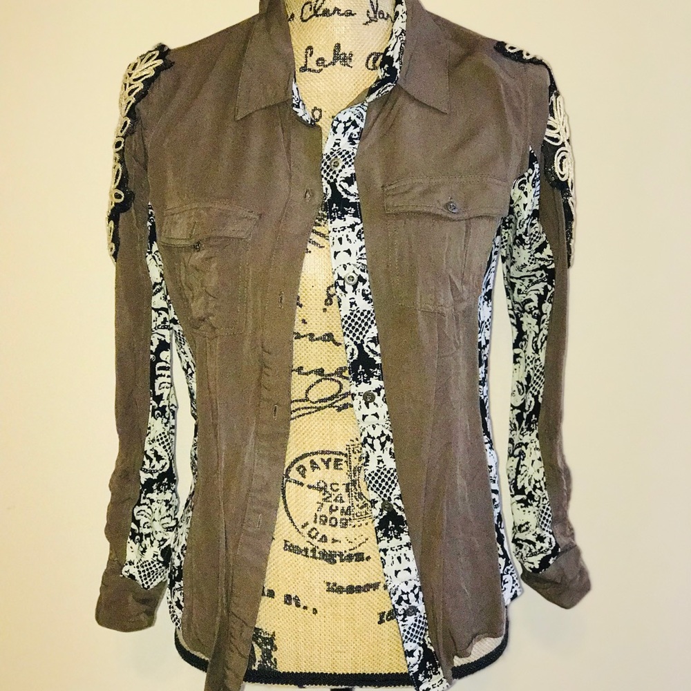 Long sleeve Embroidered Miss Me button up